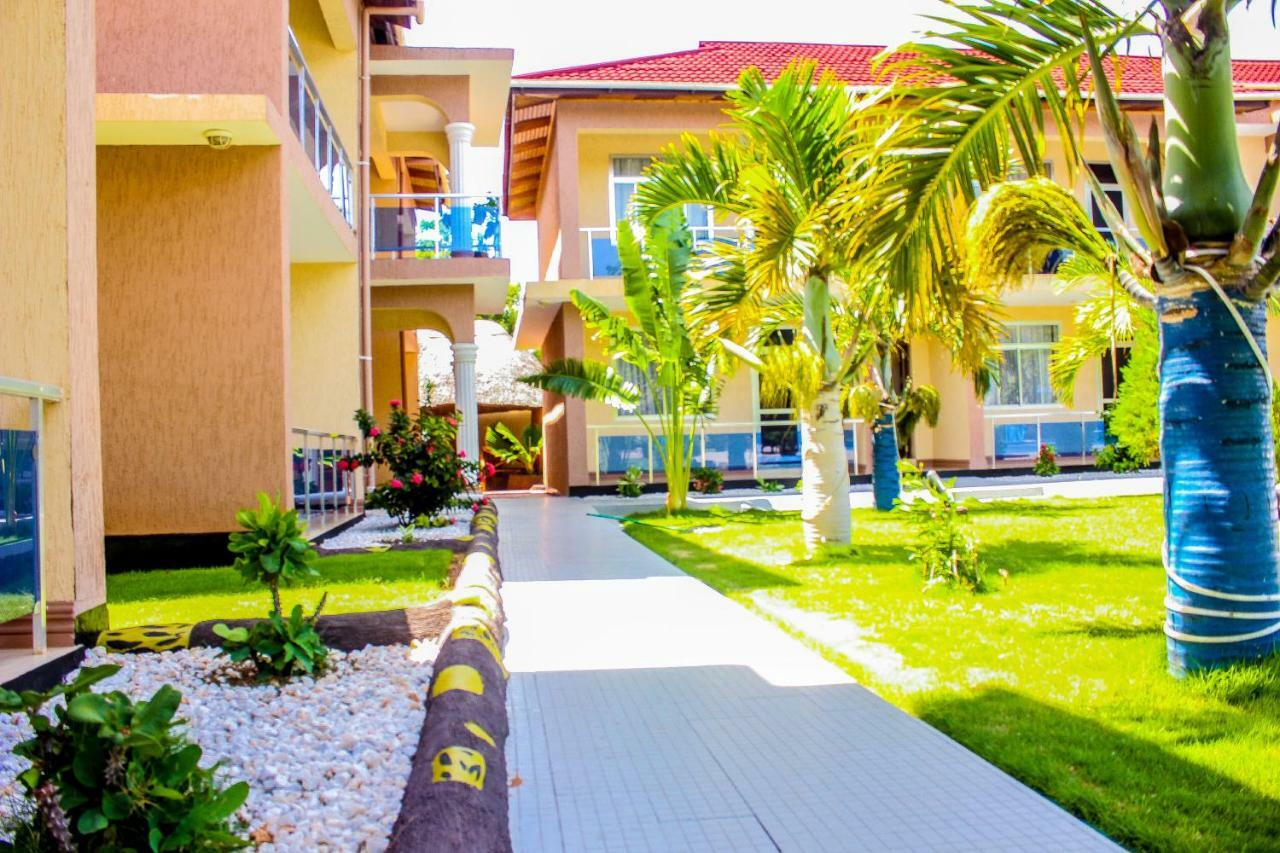 Sea View Beach Resort Lindi Екстериор снимка